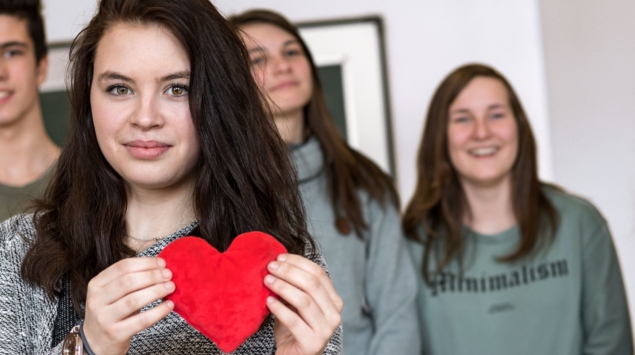 Spendenseite Irrsinnig Menschlich e.V. – Header